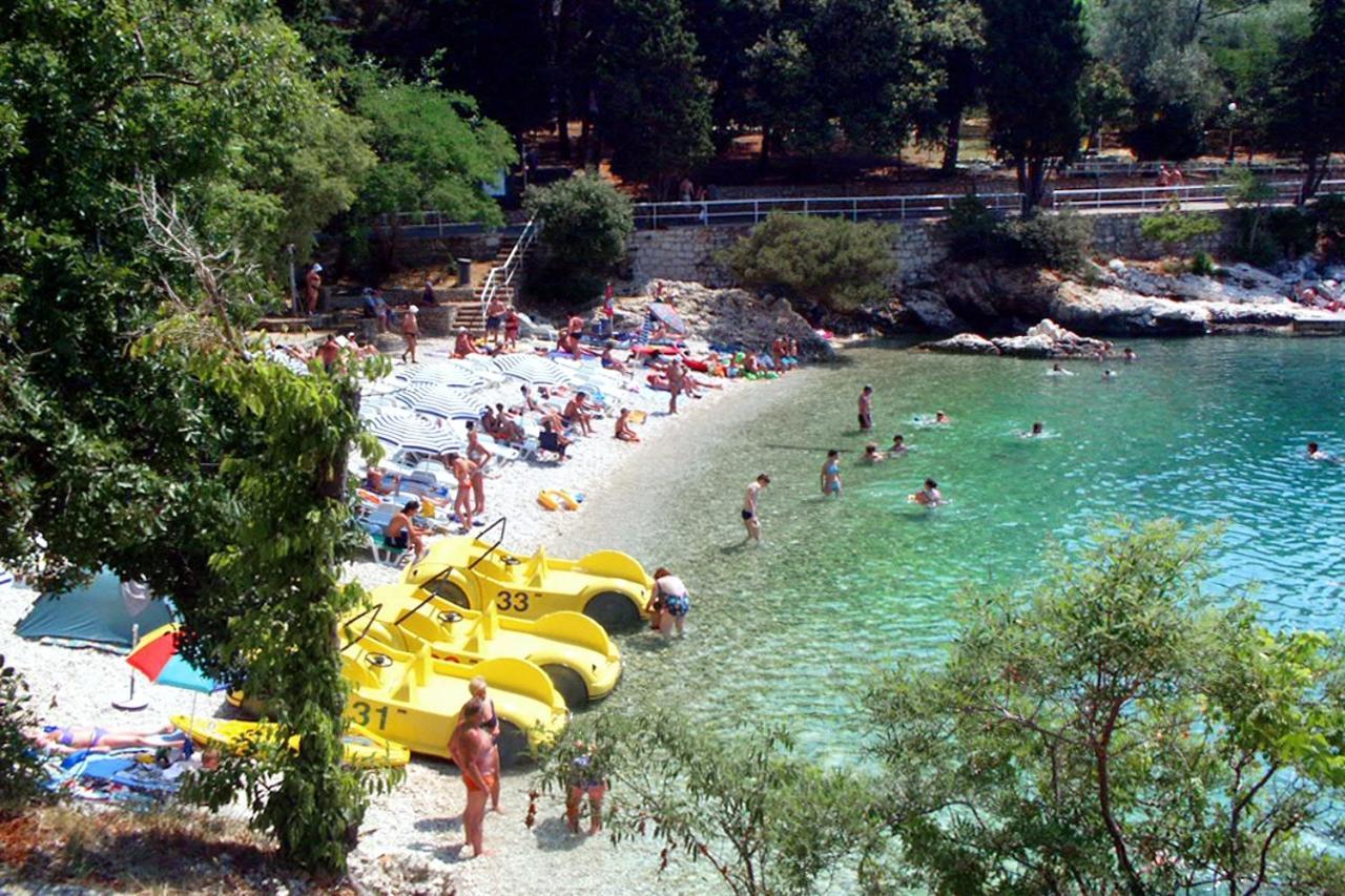 Apartments With A Parking Space Rabac, Labin - 7410 Dış mekan fotoğraf