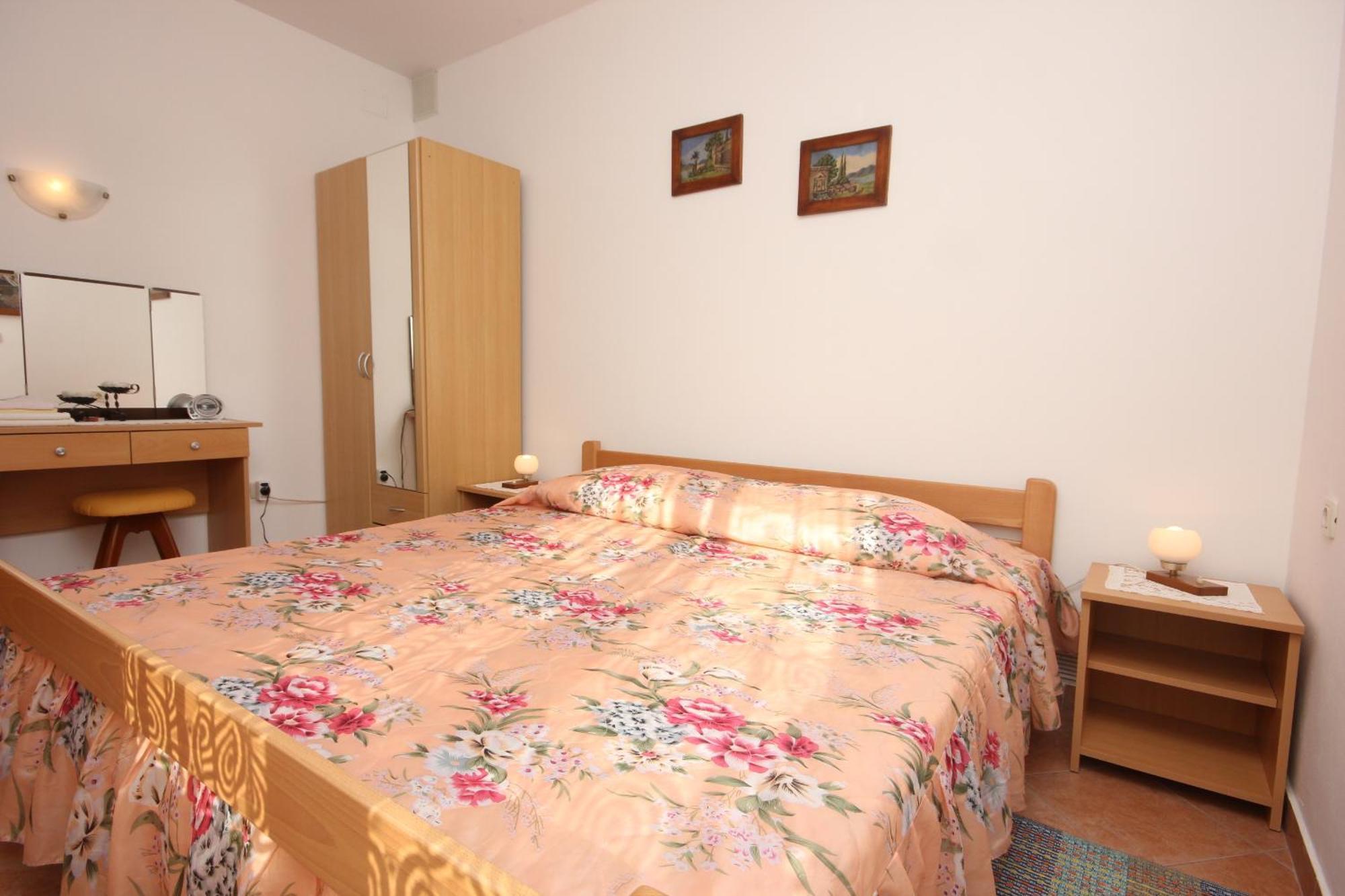 Apartments With A Parking Space Rabac, Labin - 7410 Oda fotoğraf